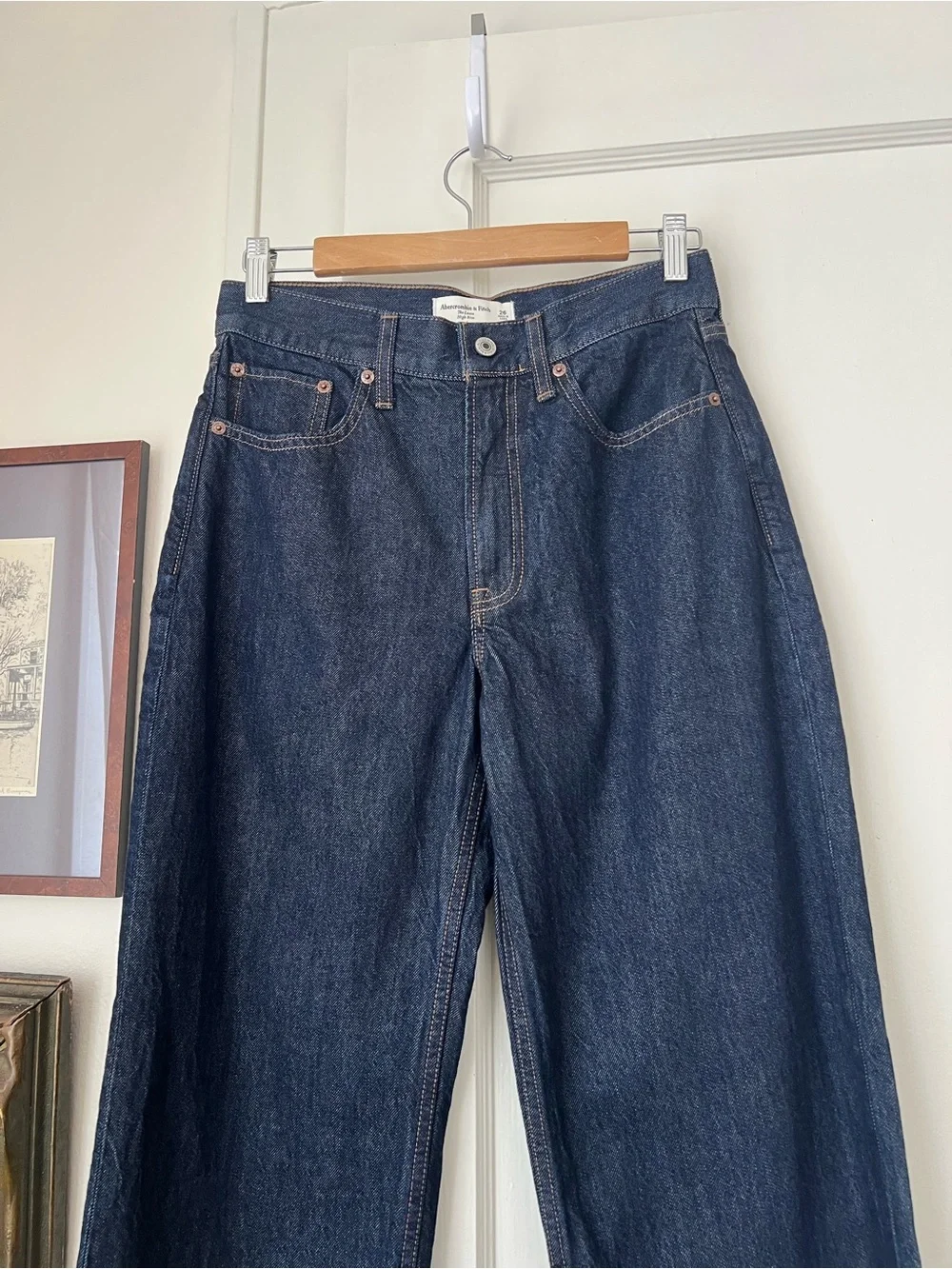 Abercrombie & Fitch High-Rise Straight-Leg Jeans in Dark Blue